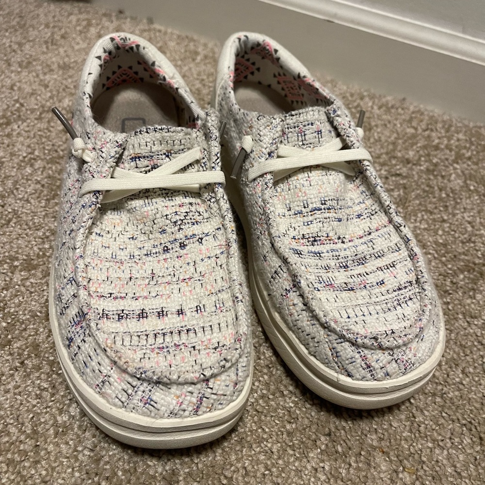 Hey Dudes Wendy Rise White Boho Size 5